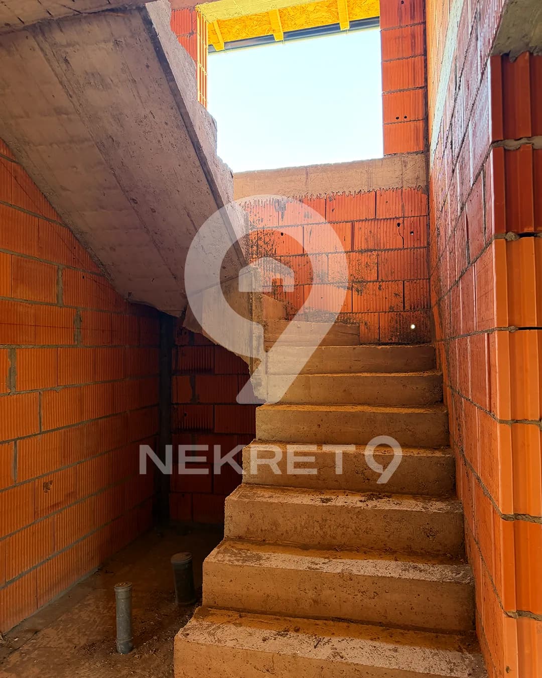 HOUSE 220m2 on 17.5 are DEŽEVA-CRNOVRŠANI — 8