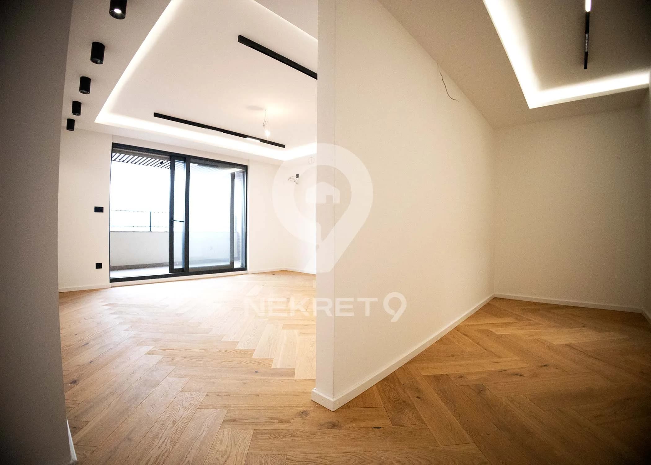 LUXURY PENTHOUSE 212m2 CENTER — 10